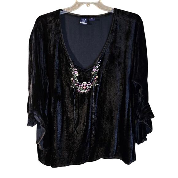 DCC Woman Tops - DCC Woman 2X Black Velvet Blouse/Top [180]